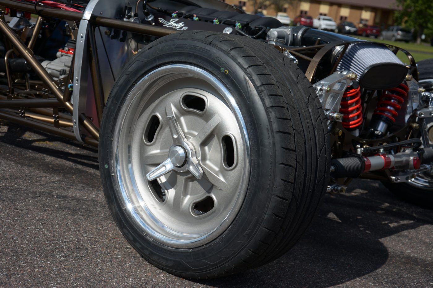 Bronze Chassis8